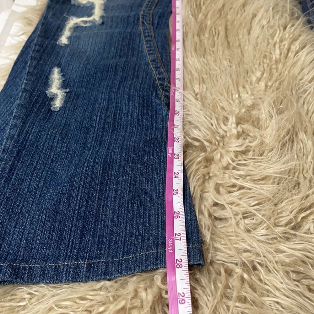 True Religion Distressed Bootcut Jeans. Size 28 - Picture 14 of 16